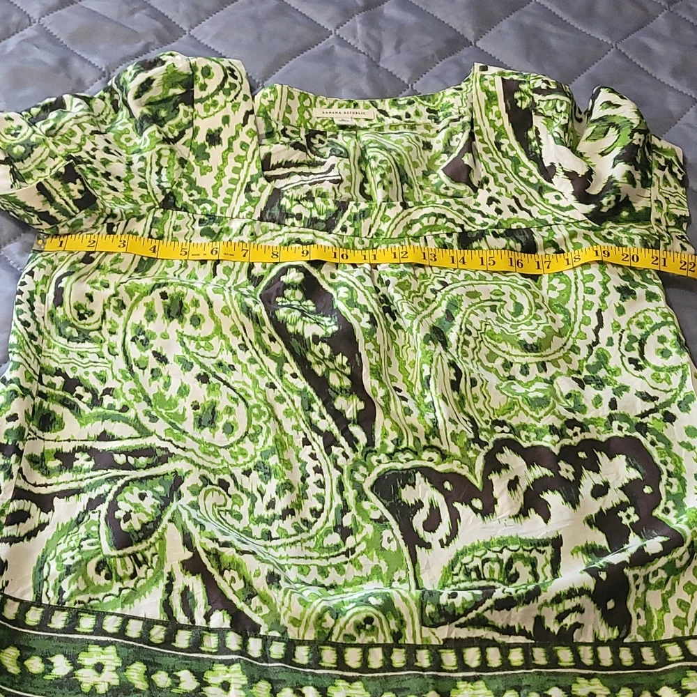 Banana Republic Women's  Silk Top Size Large - Picture 7 of 8
